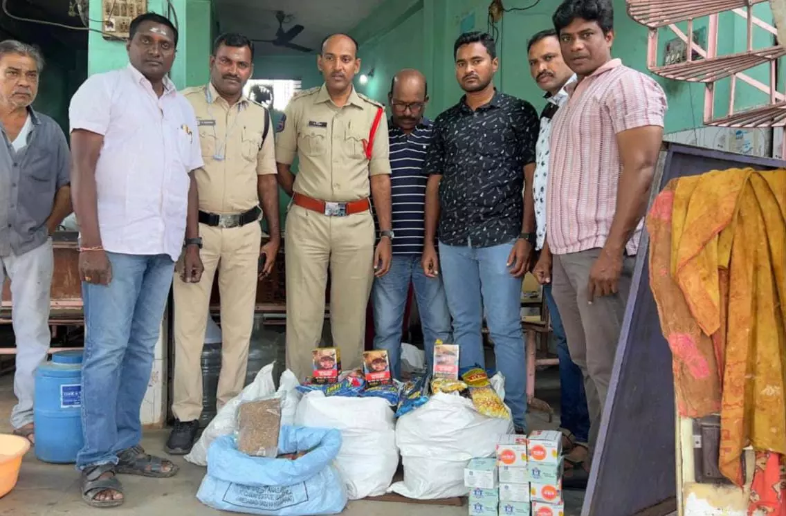 Warangal: Man held for selling gutka, tobacco