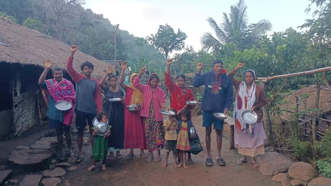 Anakapalle PVTG tribal families hold creative protest demanding employment