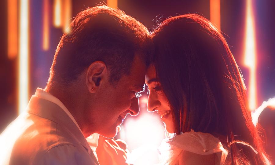 Get Hooked to the Vibey Beats of Sawadeeka from Ajith Kumar's Vidaamuyarchi