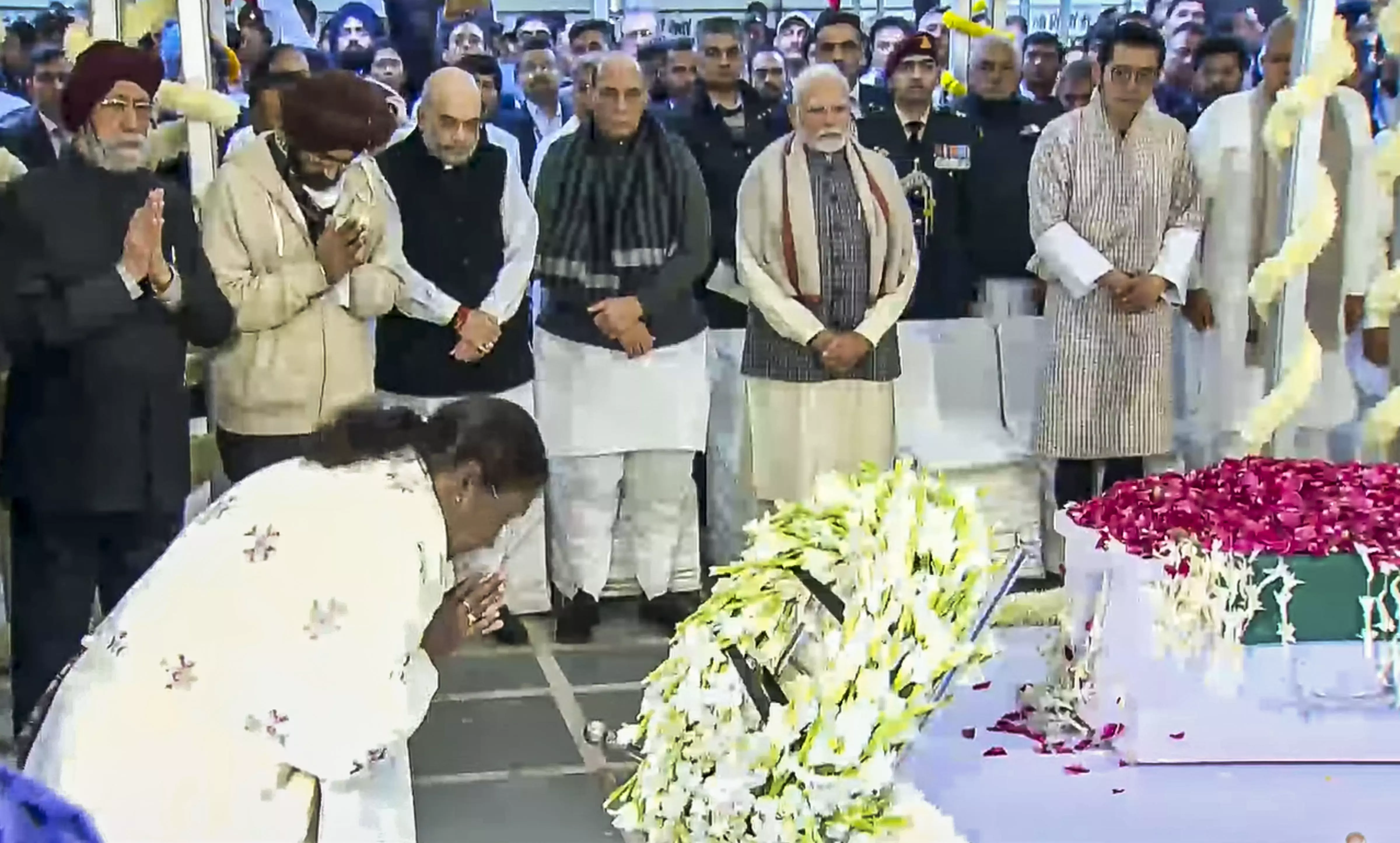 Bhutan and Mauritius Honour Former PM Manmohan Singh at His Funeral