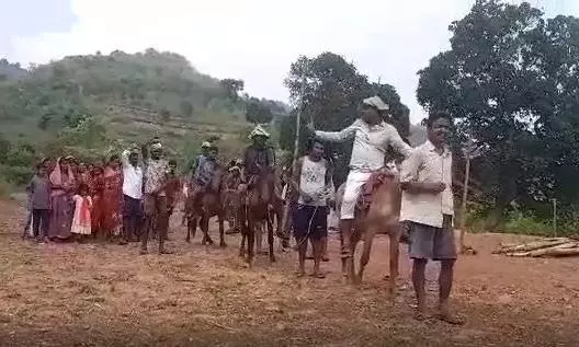 Tribals March With Horses Demanding Road