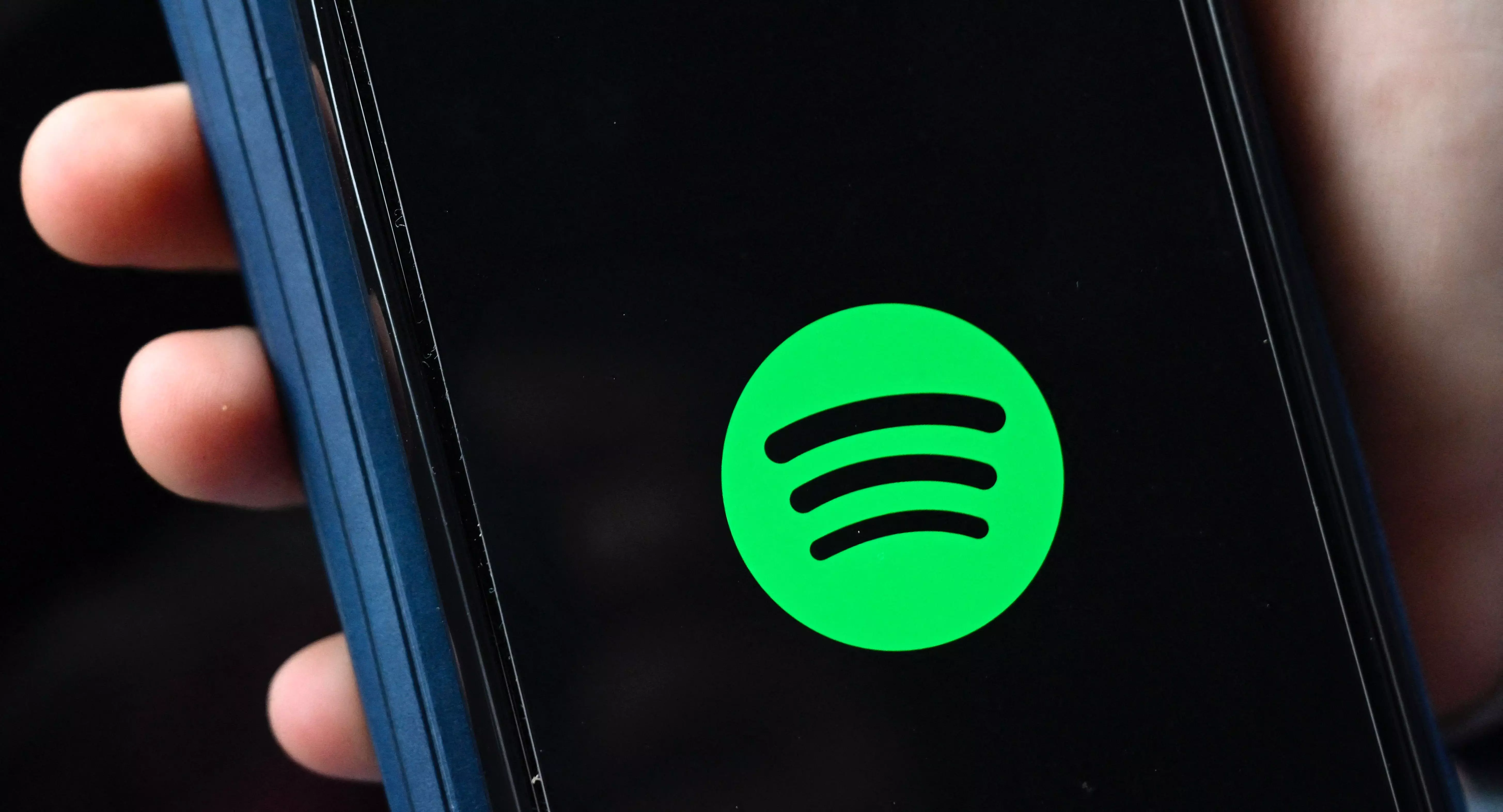 Obscene Videos Found in Spotify Search Results