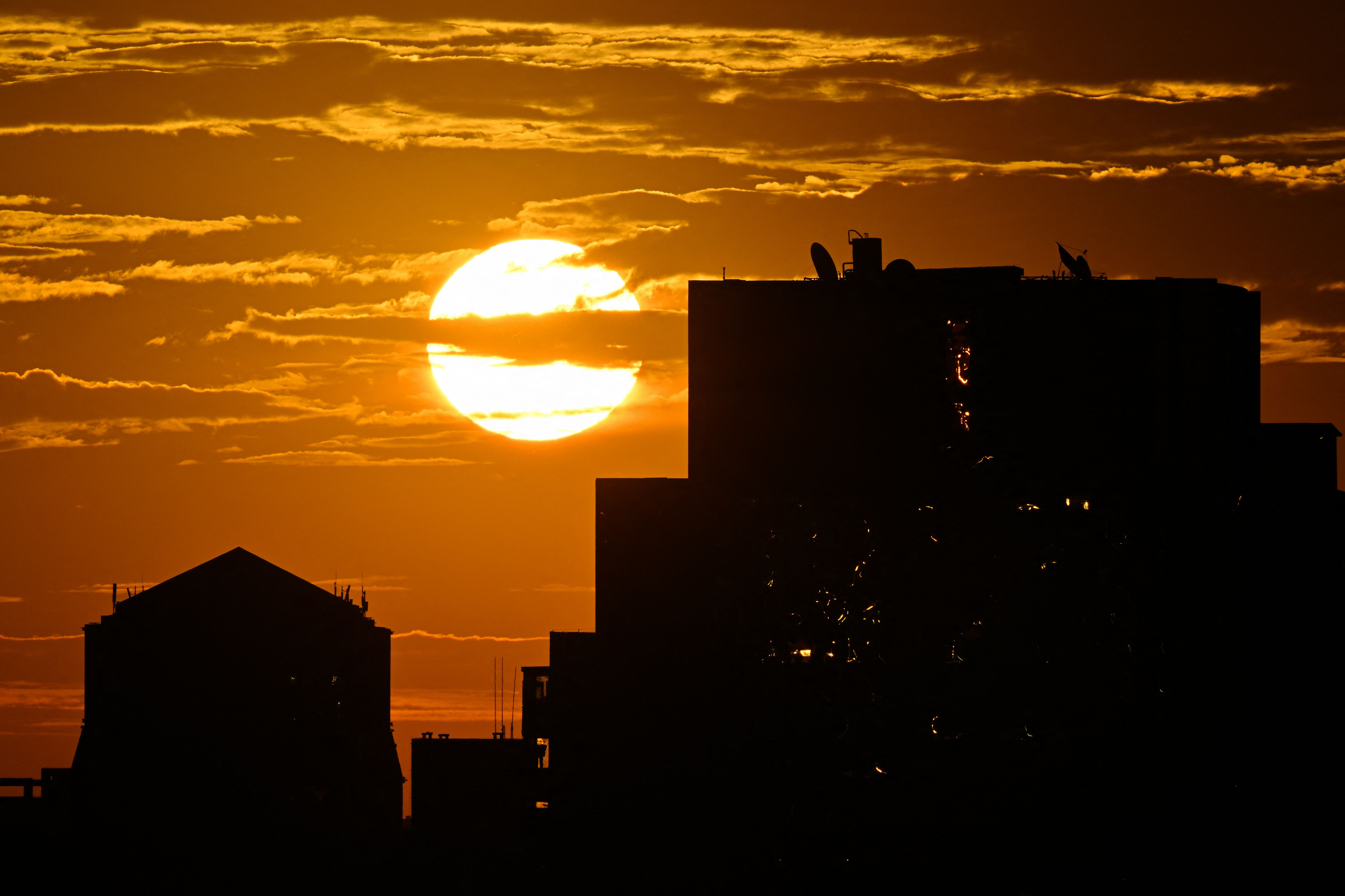 2024 was China's hottest year on record: weather agency