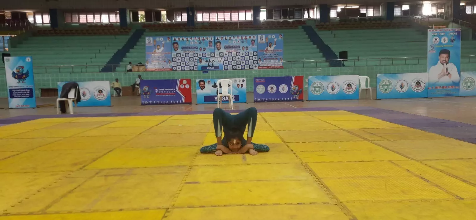 Hyderabad Girl Wins Gold at CM’s Cup in Yogasana