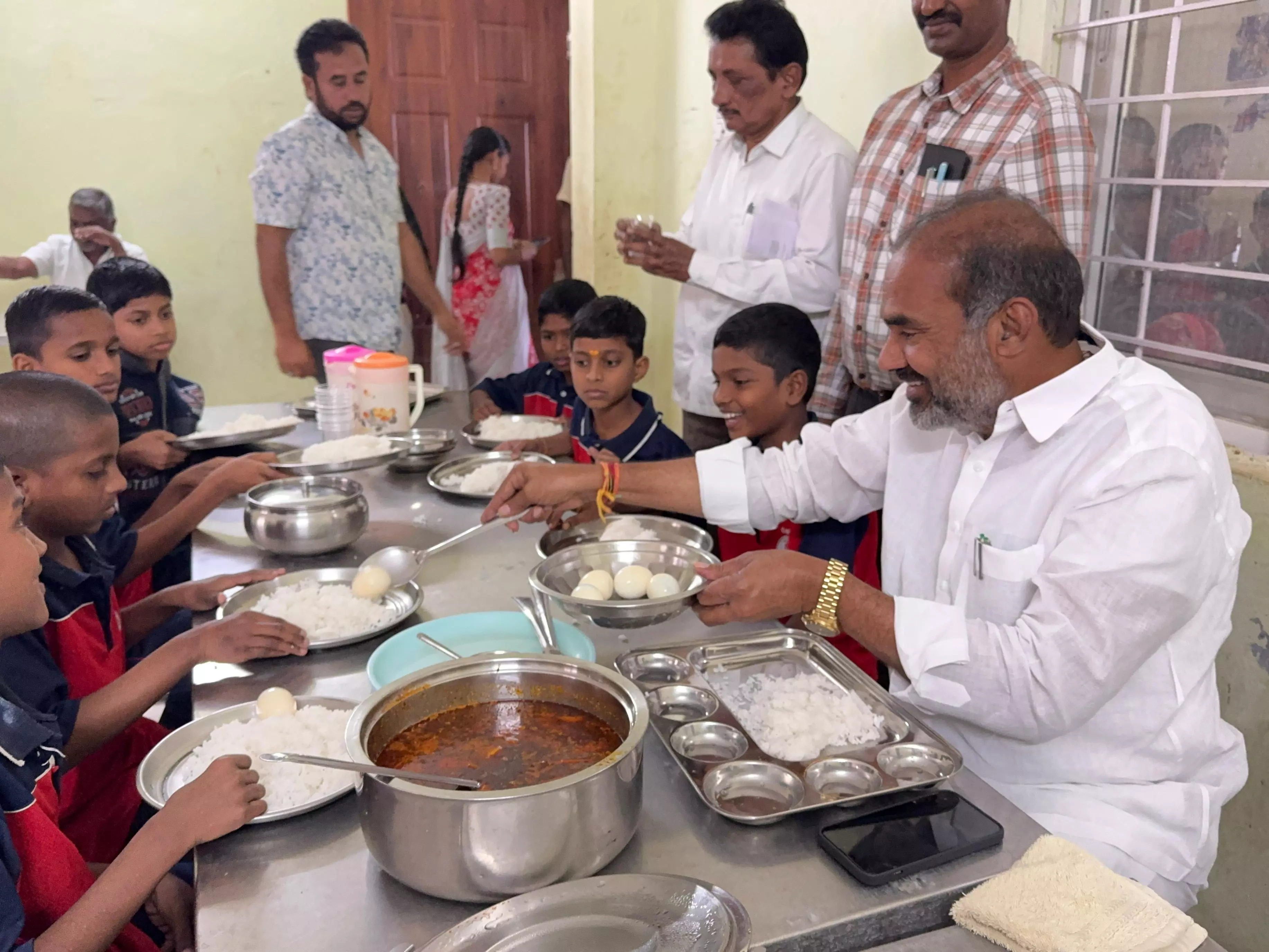 Telangana Launches Common Diet to Boost Nutrition in Gurukuls