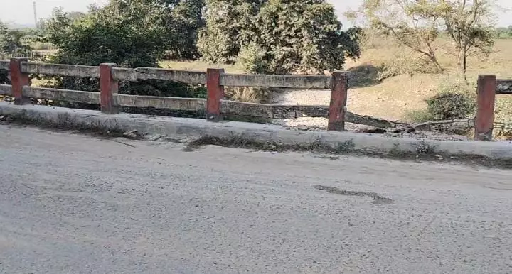 Ralla Wagu bridge falls, traffic affected in Mulugu District