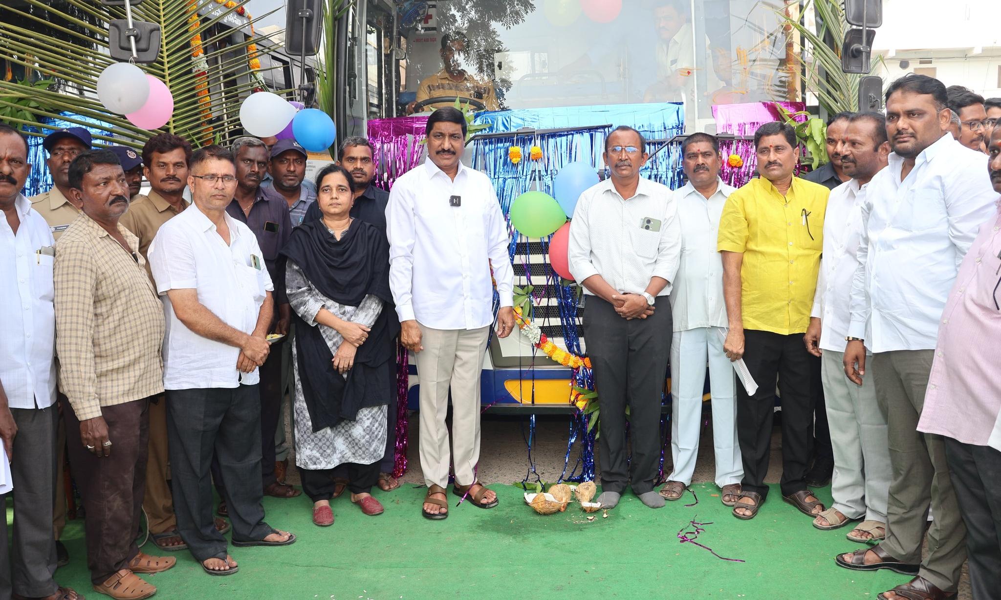 Janardhan Reddy Performs Bhumi Puja for Banaganapalle Ring Road