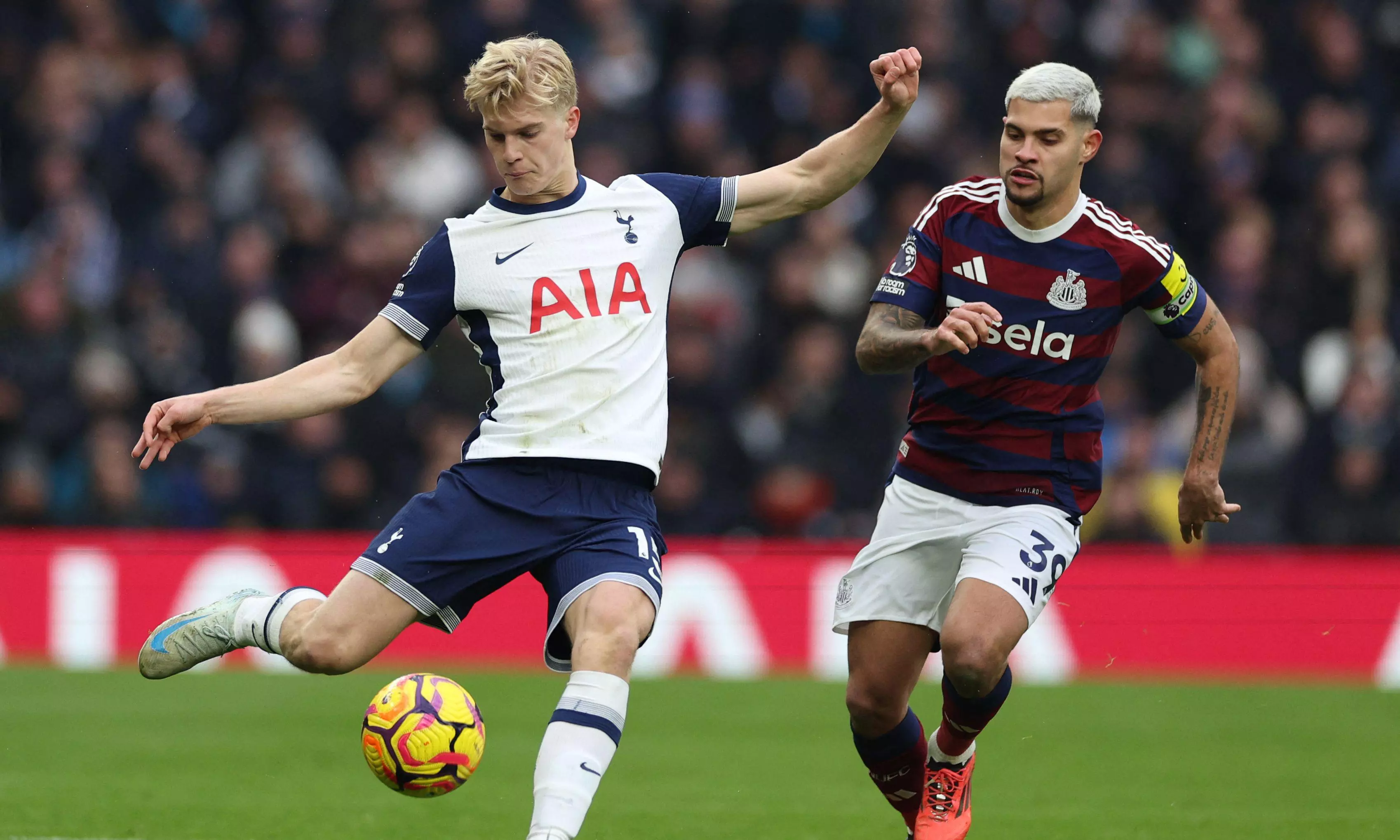 Tottenham beats Liverpool 1-0 in English cup semis