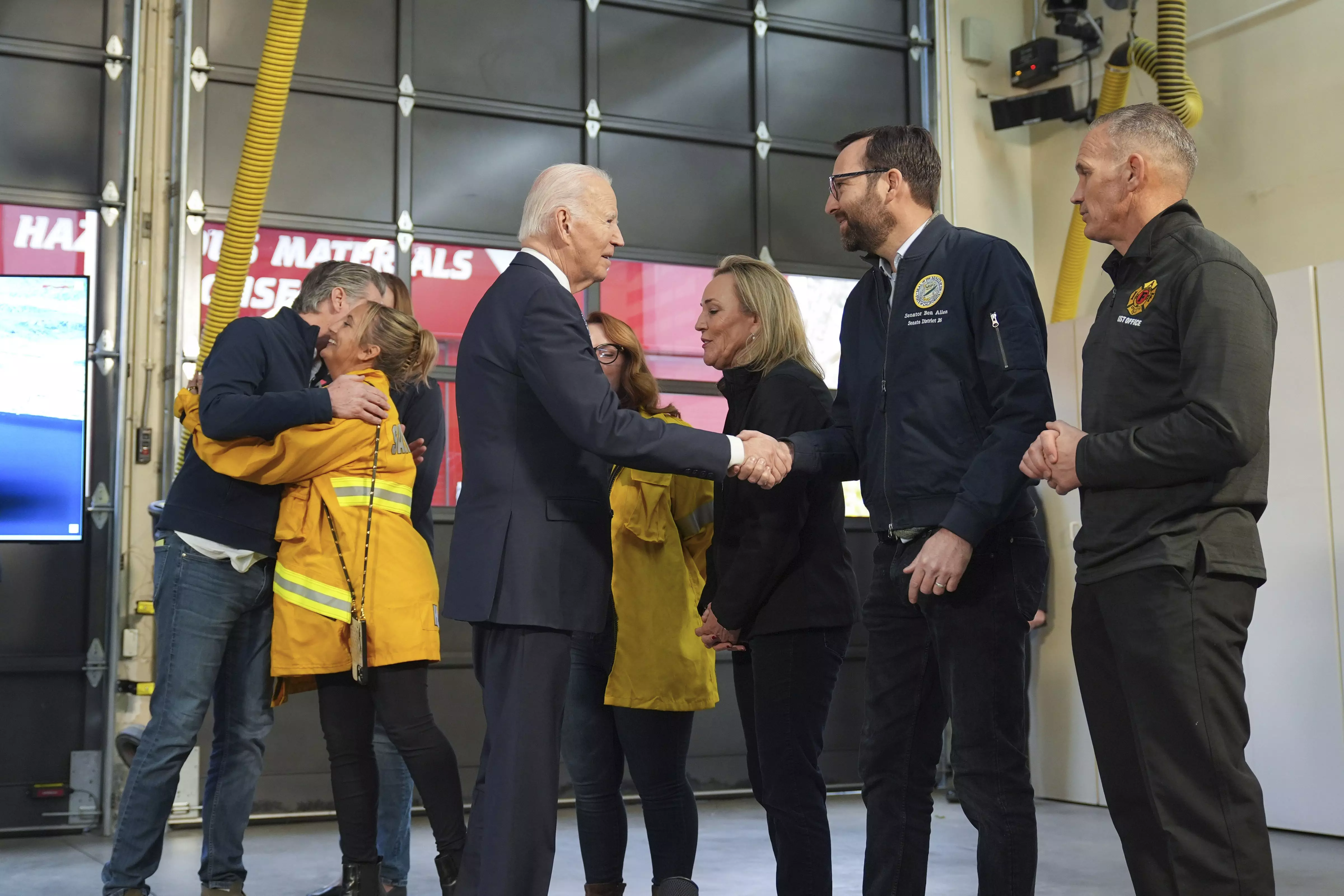 Los Angeles wildfires: Biden cancels his Italy trip