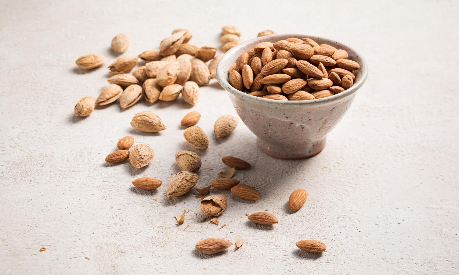 Celebrate the Harvest Season with a Nutritious Twist of Almonds