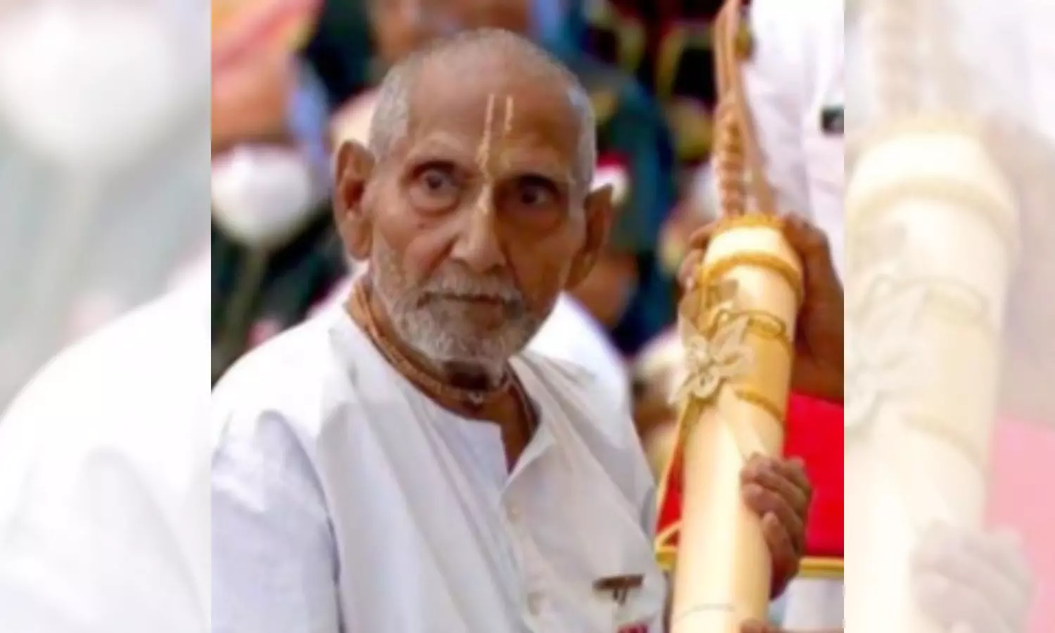 129-Year-Old Swami Sivananda Attends Kumbh Mela for a Century