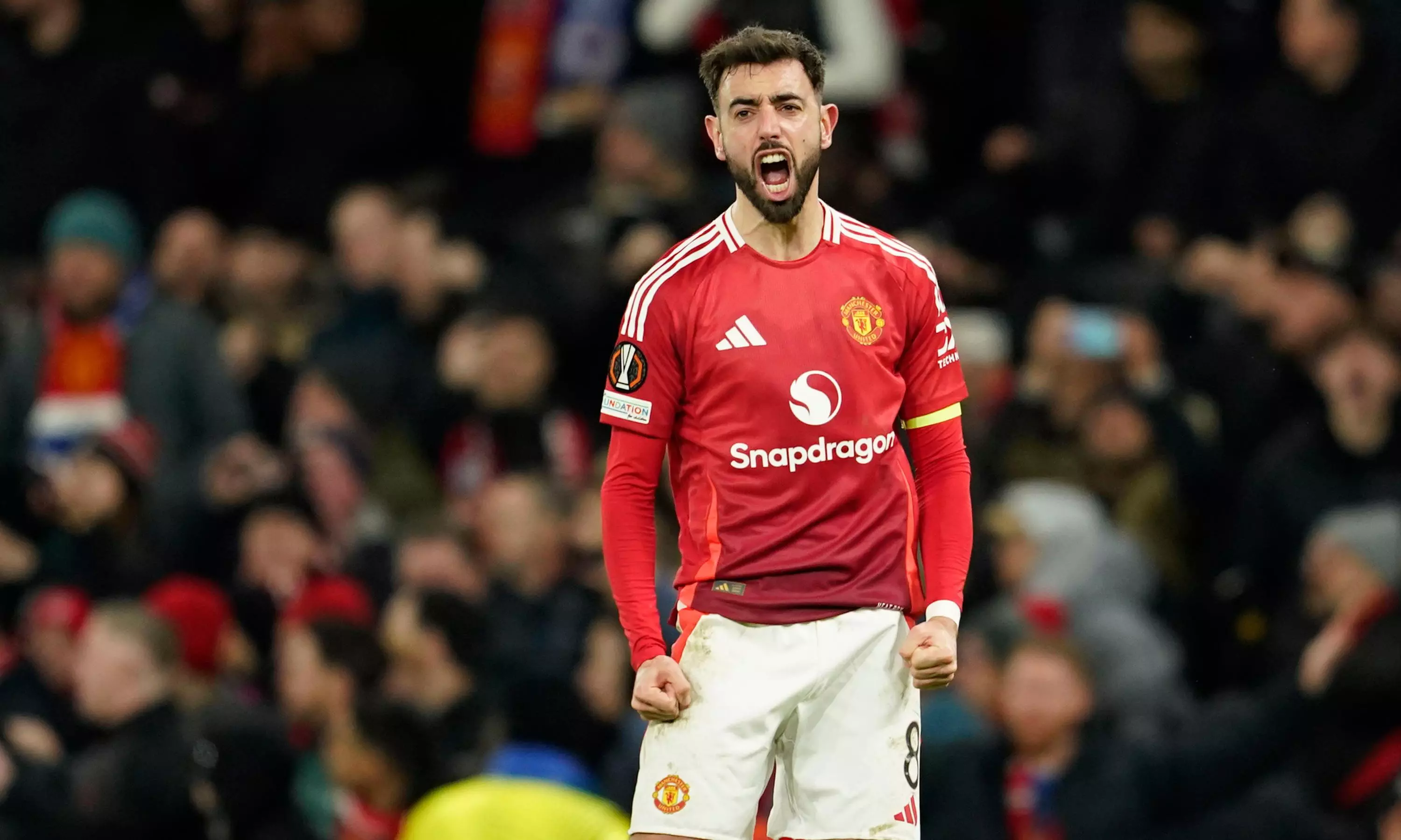 Europa League: Bruno Fernandes strikes late to keep Man United on course for last 16 spot